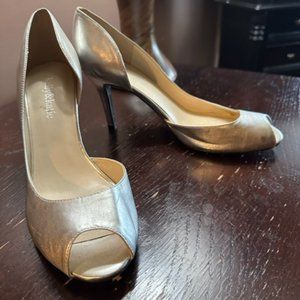 Kelly & Katie HEELS BOGO